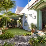 Home2book Charming Garden House & Bbq * Санта-Крус-де-Тенерифе