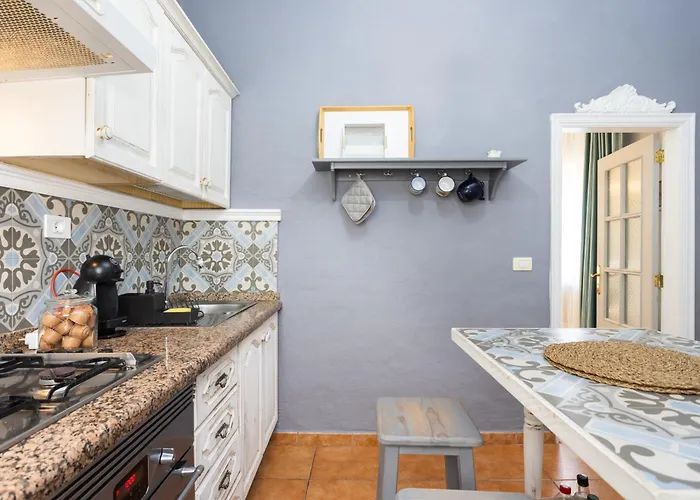 Home2book Charming Garden House & Bbq Вилла