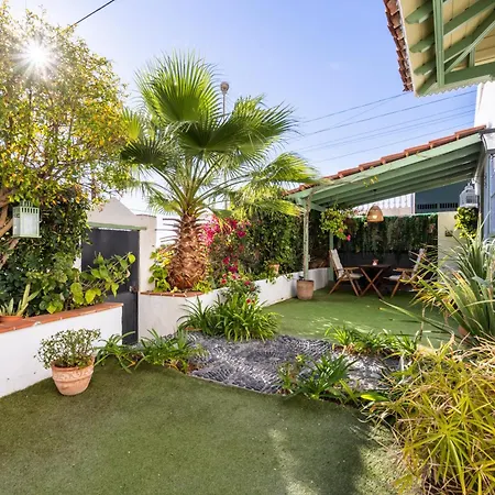 Home2book Charming Garden House & Bbq
