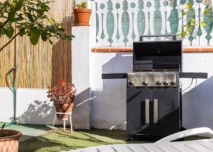 Home2book Charming Garden House & Bbq Villa *